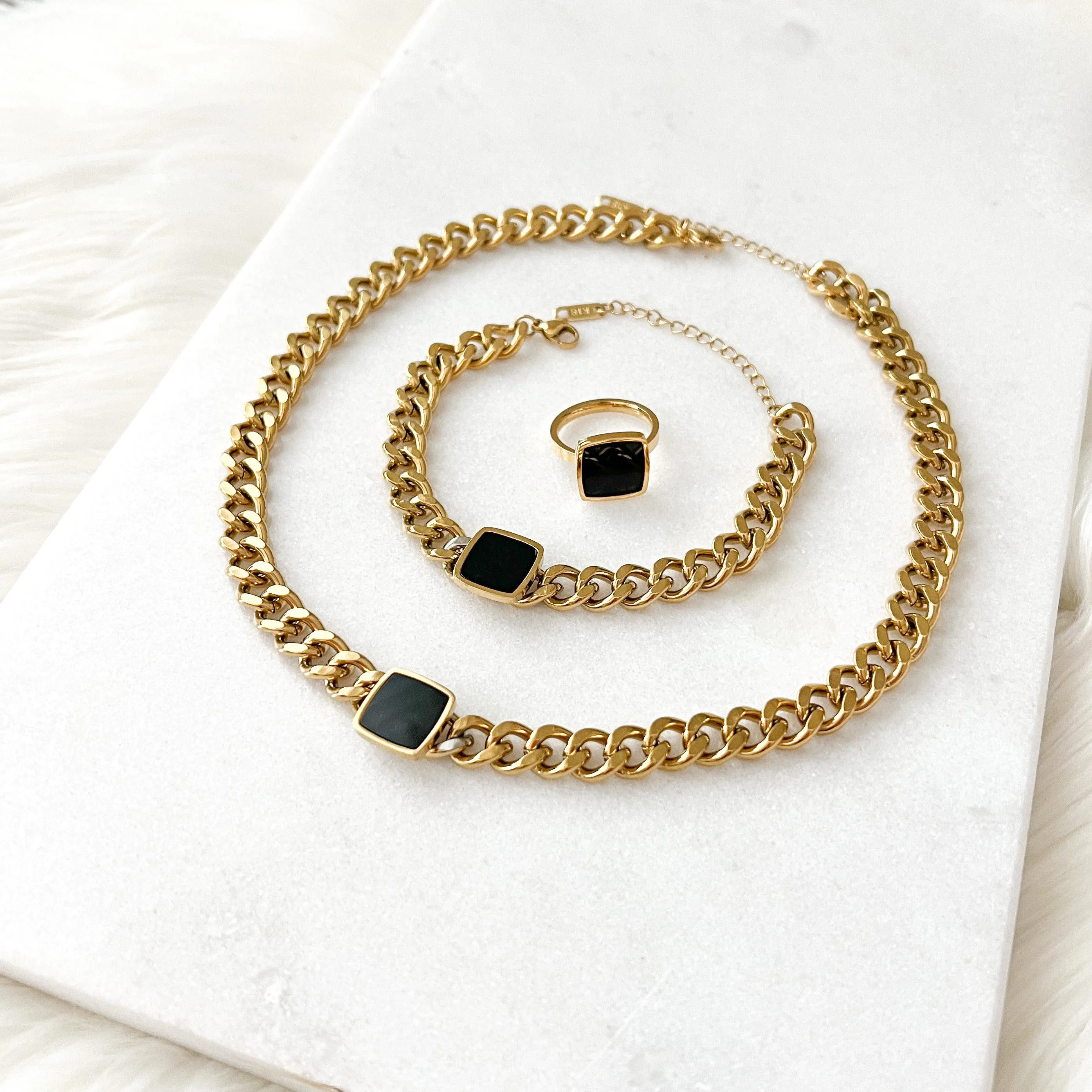 Nadia Chunky Chain Bracelet - LAST CHANCE!
