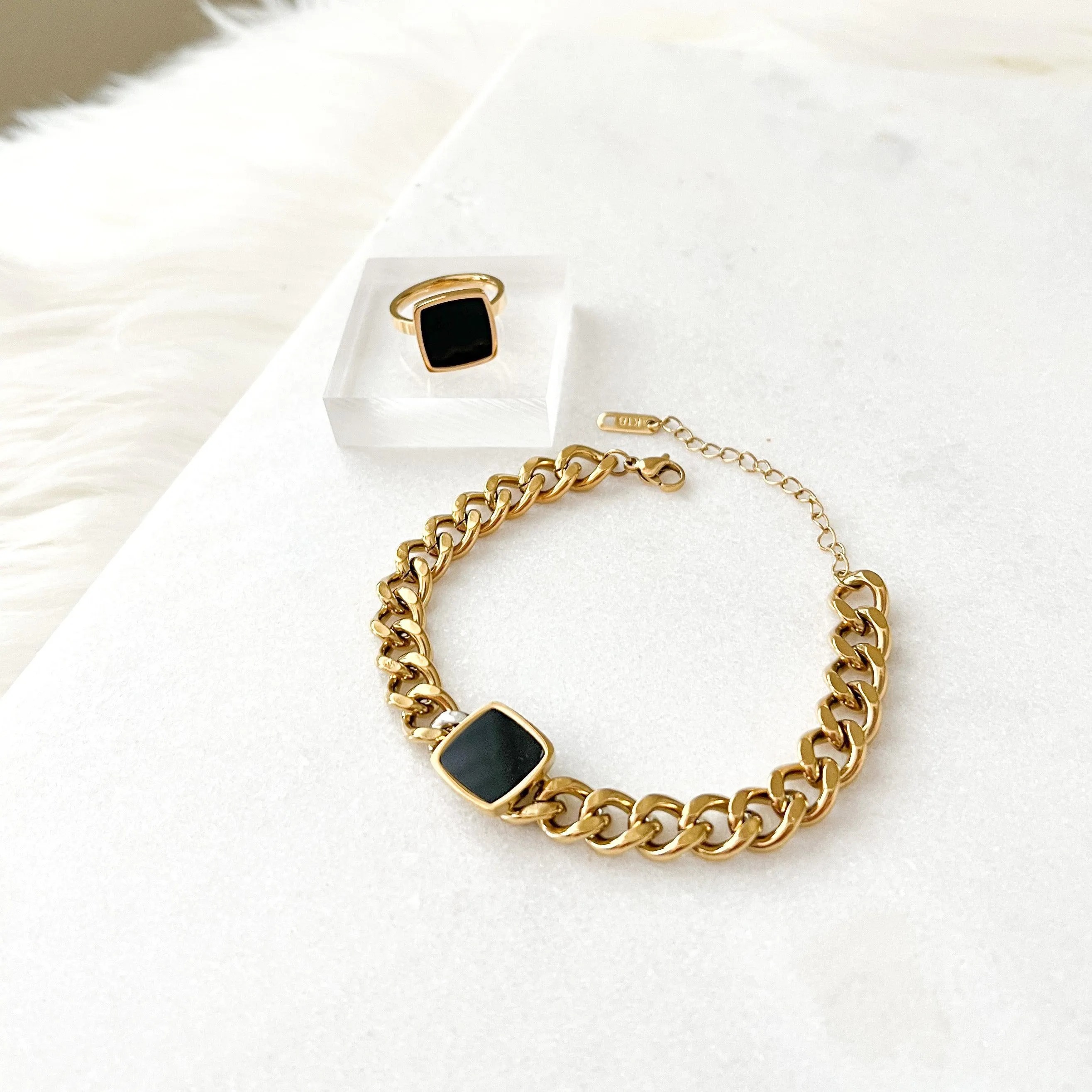 Nadia Chunky Chain Bracelet - LAST CHANCE!